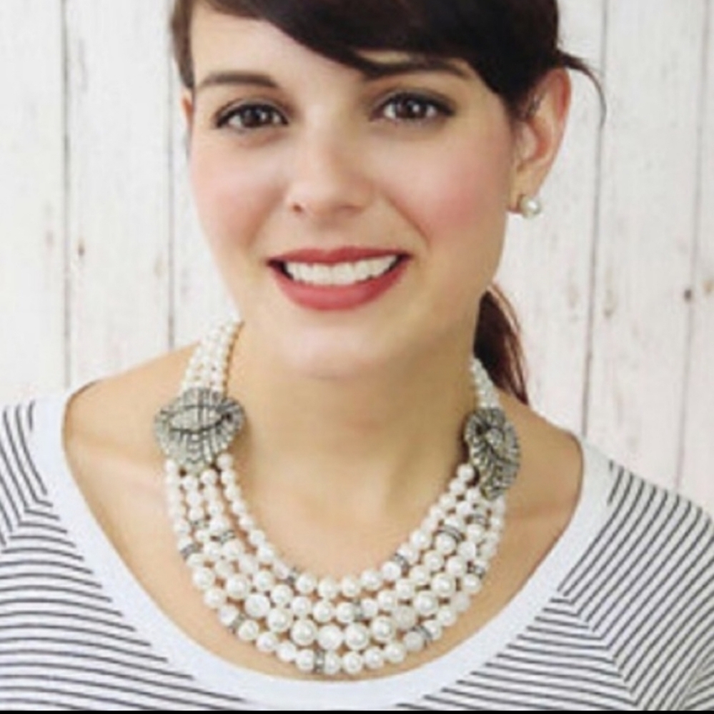 Chloe & Isabel Heirloom Pearl Deco Statement Necklace - Picture 6 of 8